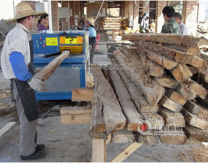 廣東省-從化市-方木多片鋸加工現(xiàn)場(chǎng)