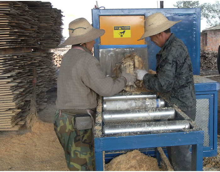 湖南省-常德市-圓木多片鋸300機(jī)型加工現(xiàn)場(chǎng)